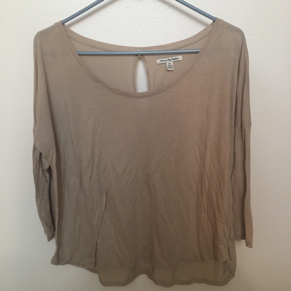 😍American Eagle Tan Top! Keyhole Back!😍